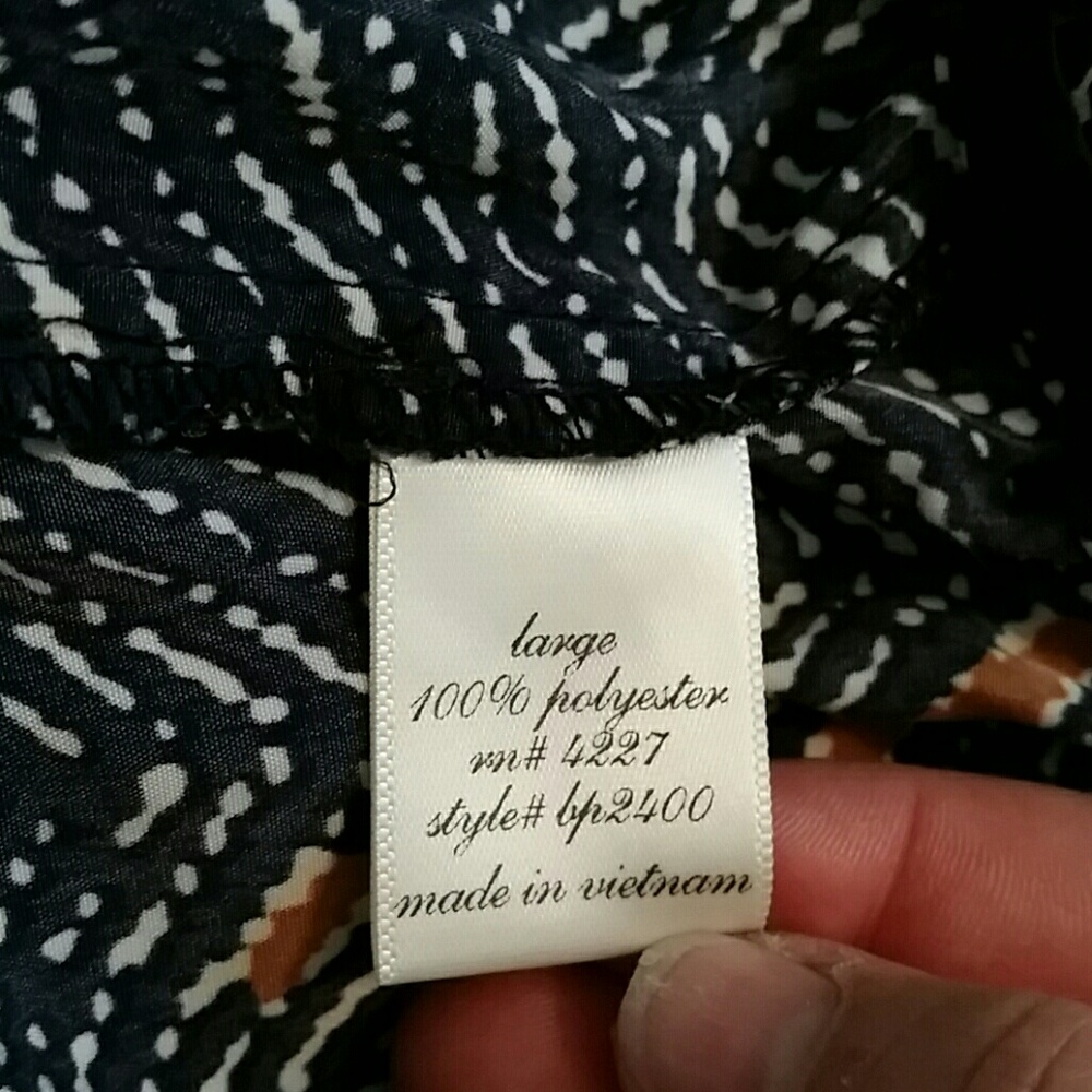 Francesca's Shorts - Picture 7 of 8